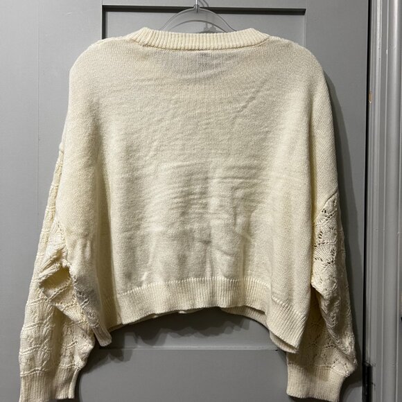 Cream/Ivory cropped sweater - Picture 3 of 3